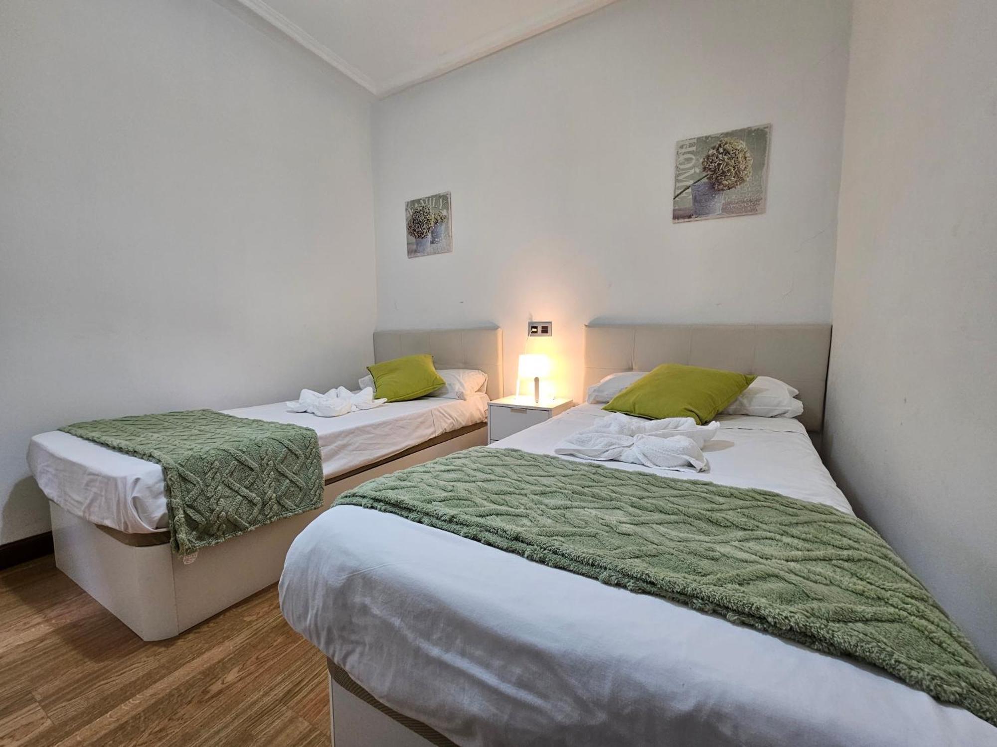 127A Apartamento 3 Habitaciones Cerca De La Playa Χιχόν Εξωτερικό φωτογραφία